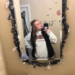 Meet your Posher, Hayley